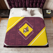 Load image into Gallery viewer, Lake Hamilton Wolves Plush Blanket